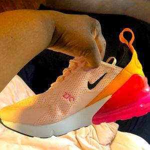 270s!! Light orange and PINK 🧡🧡💕💕